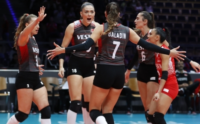 Fenerbah�e'den filede tarihi transferler!