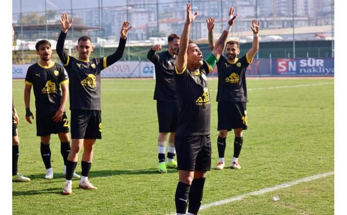 Alia�a Futbol alt liglerde tek na�malup