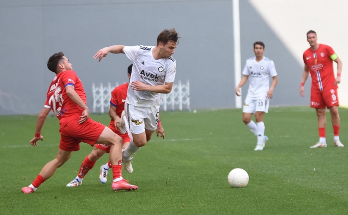 Altay'da iki fesih bir imza