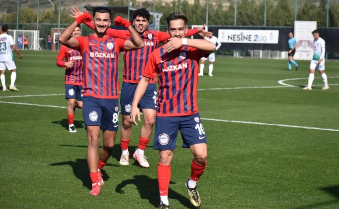 Alt�nordu 3'te 3 pe�inde