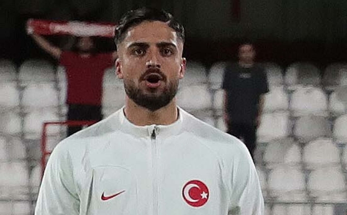 Alt�nordu'da kaleci Serhat parlad�