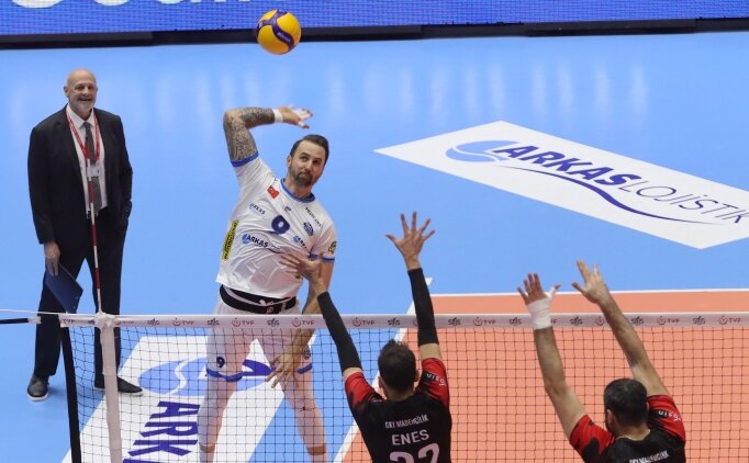 Arkas Spor, T�R�AD'� rahat ge�ti