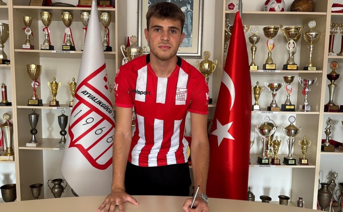 Halil Cengiz, Ayval�kg�c�'nde!