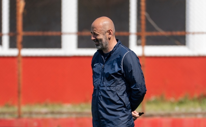 Ayval�kg�c�'nde Y�k�lmazda� rekor k�rd�