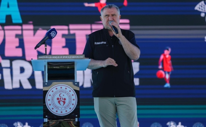 Bakan Bak'tan 2025 D�nya Superbike �ampiyonu Toprak Razgatl�o�lu'na tebrik