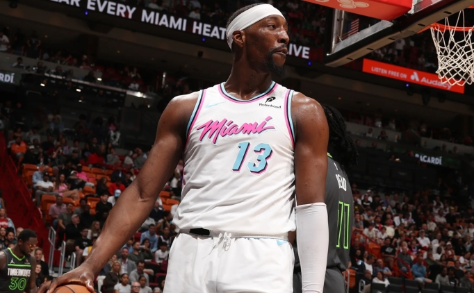 Adebayo: 'Yeni takm yapmz, Heat'e farkl bir dinamik getirdi'