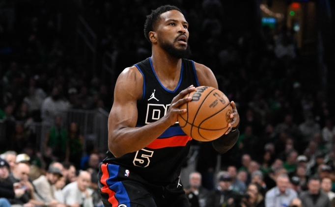 Malik Beasley, kontrat belirsizli�i s�rerken Detroit'te kal�yor
