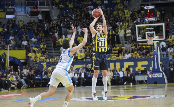 Tark Biberovic Fenerbahe'den ayrlyor!