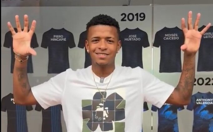 Be�ikta�, transferi a��klad�: Keny Arroyo