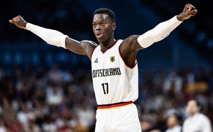 LeBron: 'Dennis Schrder, Hall of Fame'e girerse armam'