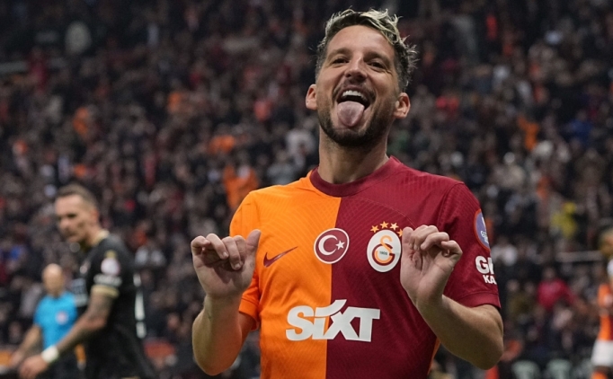 Dries Mertens, 5 kupayla veda etti