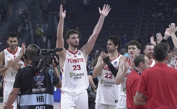 12 Dev Adam svire deplasmannda