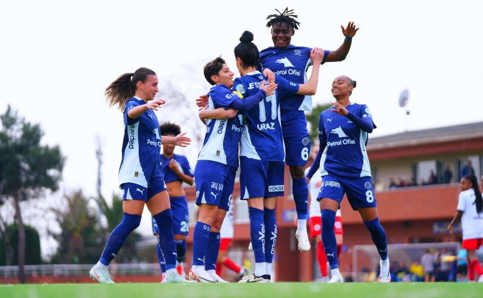 Fenerbah�e Petrol Ofisi, evinde 5 golle galip!