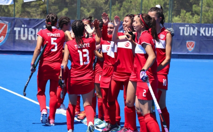 Hokeyde Belika ile ortak 'Erasmus+ Spor Personeli Hareketlilii' projesi yrtlecek