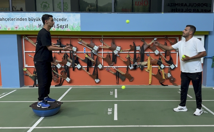 Doktor tavsiyesiyle ba�lad��� ok�ulukta alt�n madalyaya uzand�