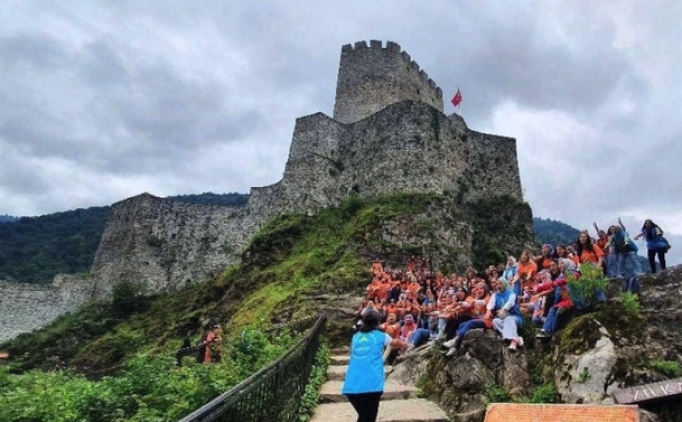 T�rkiye 'Gen�lik Kamp� Modeli' Azerbaycan'da uygulanacak