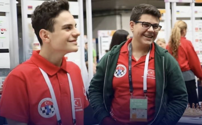 Dnya Kupas'nda 4 Trk Bykusta