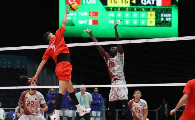 Erkek Voleybol Milli Tak�m�m�z, galibiyetle ba�lad�!