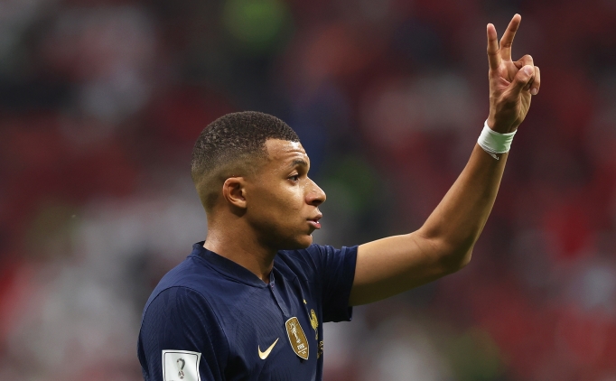 Mbappe'nin jesti bana dert at!