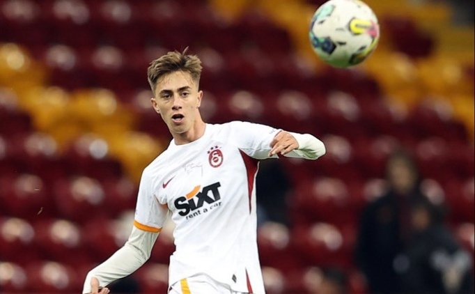 Galatasarayl gen oyuncudan Torreira ve Mertens aklamas