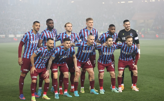 �ampiyonluk zaferi Trabzonspor'a iyi gelmedi
