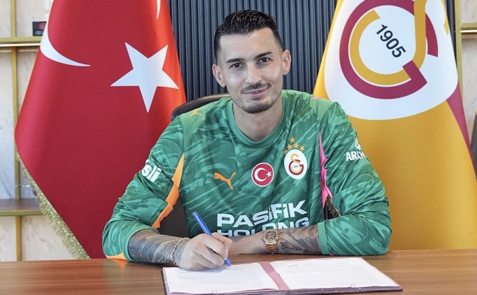 Galatasaray'�n yeni transferi U�urcan �ak�r, imzay� att�!