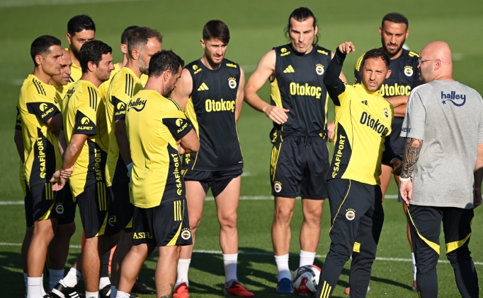 Domenico Tedesco, derbiye haz�r!