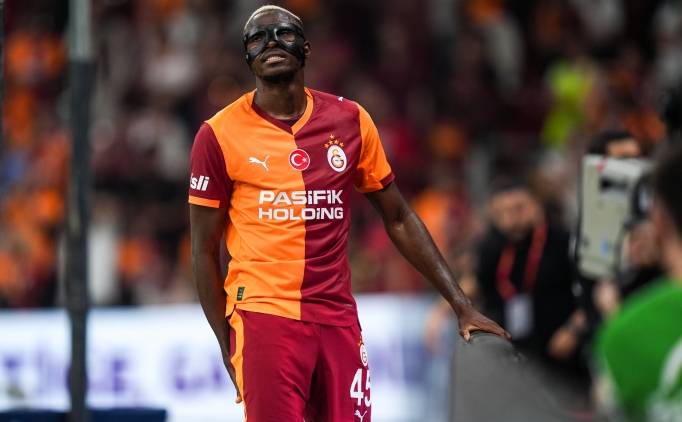 Osimhen, Devler Ligi'nin unutulmaz futbolcular�n� s�ralad�!