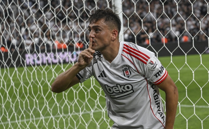 Be�ikta�'ta derbide t�m g�zler Cengiz �nder'de!