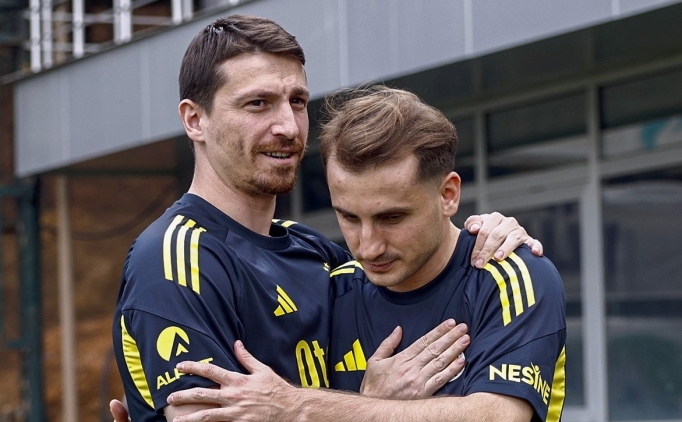 Sporx: Kerem ve Mert Hakan, taraftarı birlikte selamdı