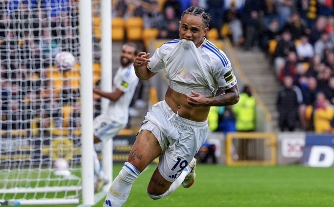 Leeds United'dan h�zl� geri d�n��