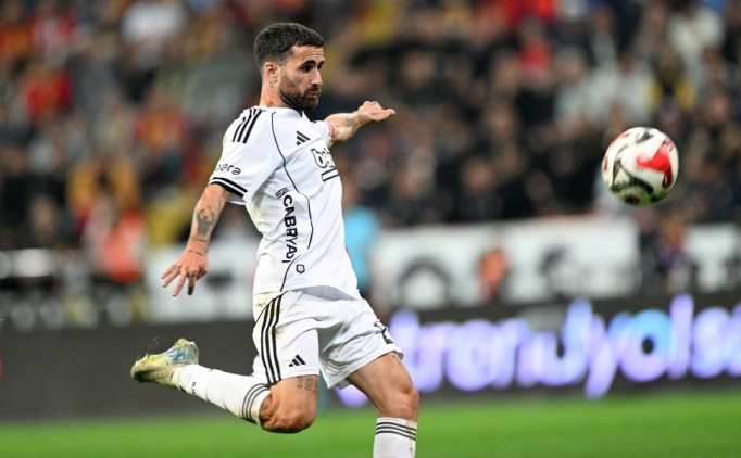 Be�ikta�'tan sakatl�k a��klamas�: Rafa Silva