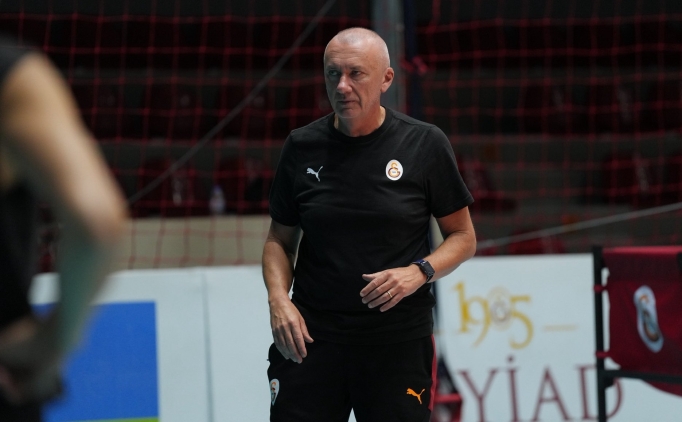 Galatasaray Daikin Baantrenr Barbolini anjiyo oldu