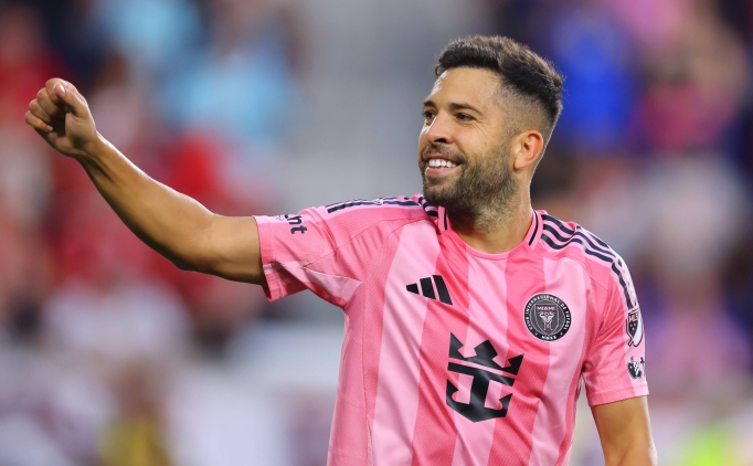 Jordi Alba: 'Messi, Yamal ile k�yaslanamaz'