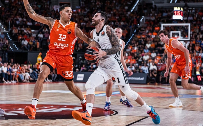 Valencia, Virtus Bologna'y� ma�lup ederek 2'de 2 yapt�!