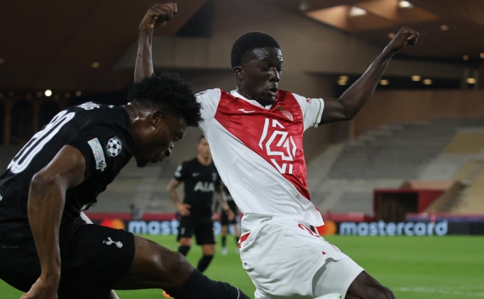 Galatasaray'�n rakibi Monaco 1 puanla yetindi!
