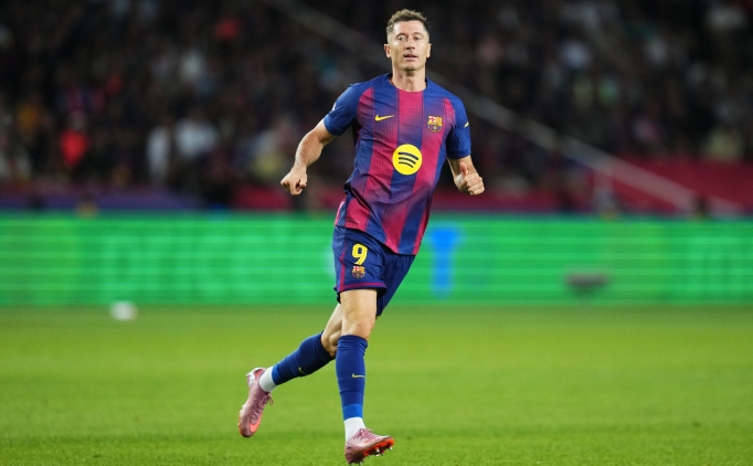 Lewandowski'nin sol uyluk kasnda yrtk tespit edildi