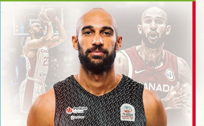 Aliaa Petkimspor, Philip Scrubb' renklerine balad