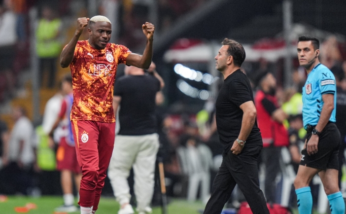 Osimhen, Okan Buruk'u yakalad!