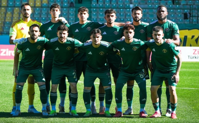 Esenler Erokspor, 10 ki�i rakibini rahat ge�ti!