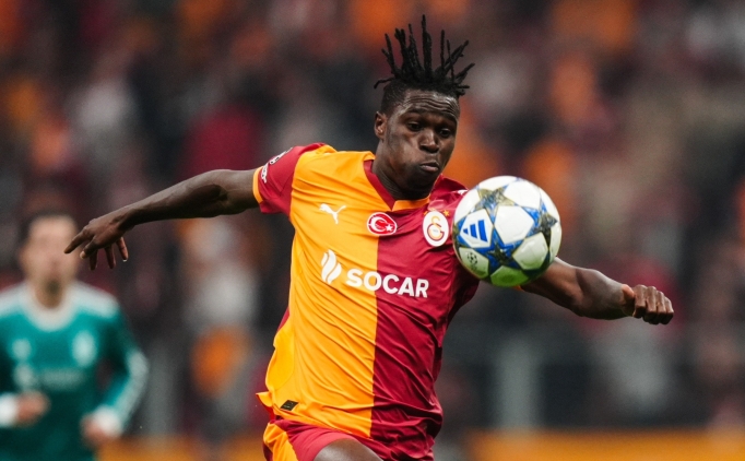 Galatasaray'da Singo geri d�nd�!