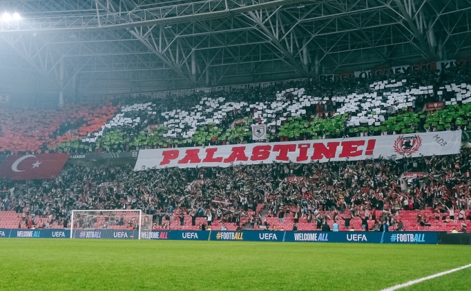 Samsunspor taraftar�ndan Filistin'e destek koreografisi