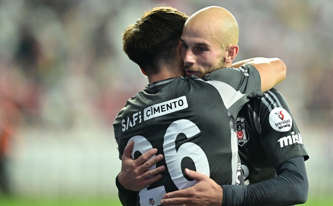 Vaclav Cerny seriye bağladı