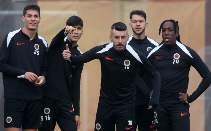 Gen�lerbirli�i, Ziraat T�rkiye Kupas�'nda Sakaryaspor'a konuk oluyor