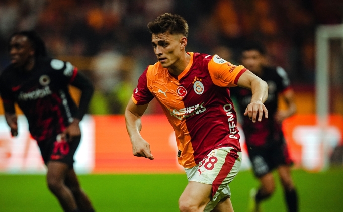 Galatasaray'da yeni g�zde Kaz�mcan Karata�!