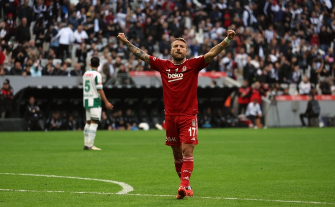 Beşiktaş, bir yıldız golcü daha alacak!