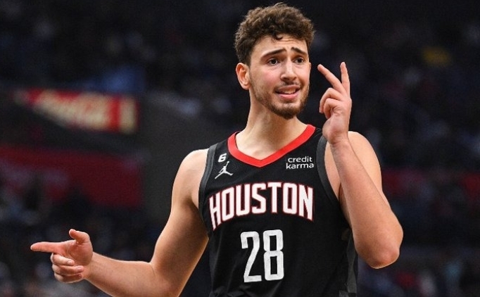 Alperen 21 say att, Rockets ilk galibiyetini ald!