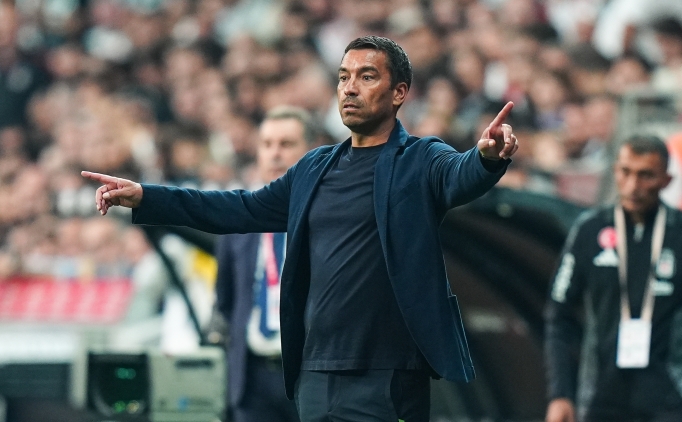 Liverpool'da teknik ekipte değişim: Van Bronckhorst ve Taffarel