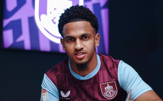 Burnley, Sporting'ten Marcus Edwards'� kiralad�