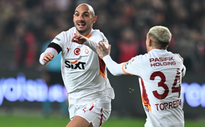Galatasaray'da vedalar i�in pusudalar!